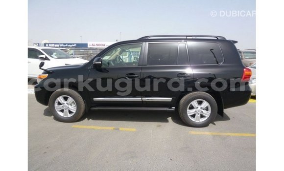 Acheter Import Voiture Toyota Land Cruiser Noir à Import - Dubai, Bujumbura Acheter Import Voiture Toyota Land Cruiser Noir à Import - Dubai, Bujumbura