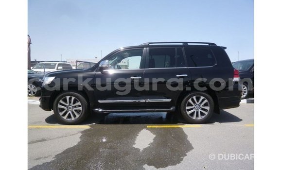 Acheter Import Voiture Toyota Land Cruiser Noir à Import - Dubai, Bujumbura Acheter Import Voiture Toyota Land Cruiser Noir à Import - Dubai, Bujumbura