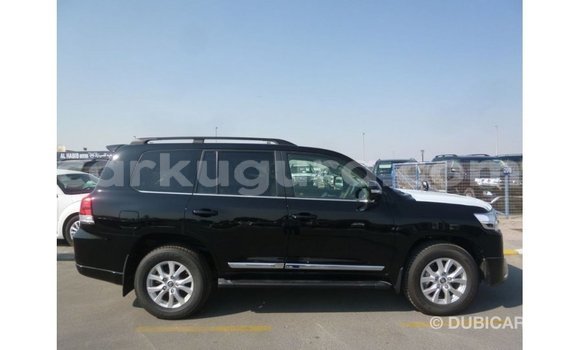 Acheter Import Voiture Toyota Land Cruiser Noir à Import - Dubai, Bujumbura Acheter Import Voiture Toyota Land Cruiser Noir à Import - Dubai, Bujumbura