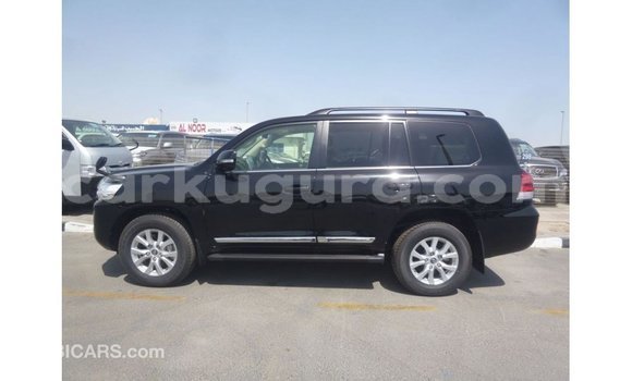 Acheter Import Voiture Toyota Land Cruiser Noir à Import - Dubai, Bujumbura Acheter Import Voiture Toyota Land Cruiser Noir à Import - Dubai, Bujumbura