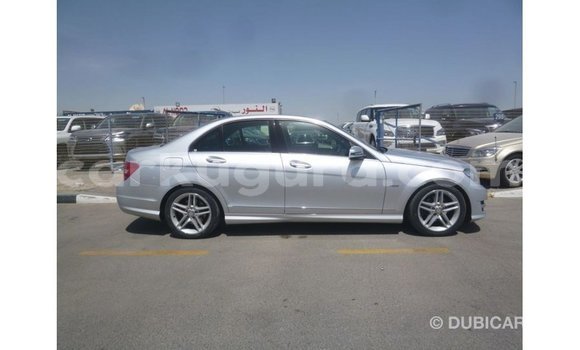 Buy Import Mercedes-Benz 200 Other Car in Import - Dubai in Bujumbura Buy Import Mercedes-Benz 200 Other Car in Import - Dubai in Bujumbura