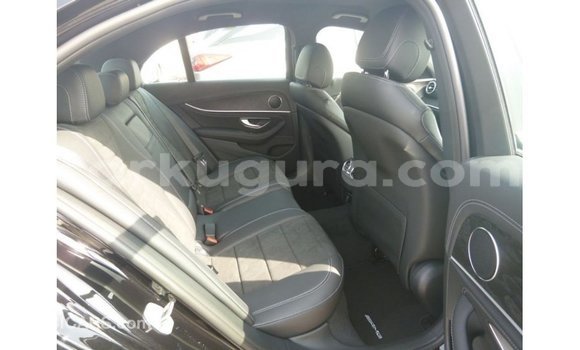 Nunua Imported Mercedes-Benz 190 Nyeusi Gari ndani ya Import - Dubai nchini Bujumbura Nunua Imported Mercedes-Benz 190 Nyeusi Gari ndani ya Import - Dubai nchini Bujumbura