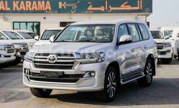 Buy Import Toyota Land Cruiser Other Car in Import - Dubai in Bujumbura Buy Import Toyota Land Cruiser Other Car in Import - Dubai in Bujumbura