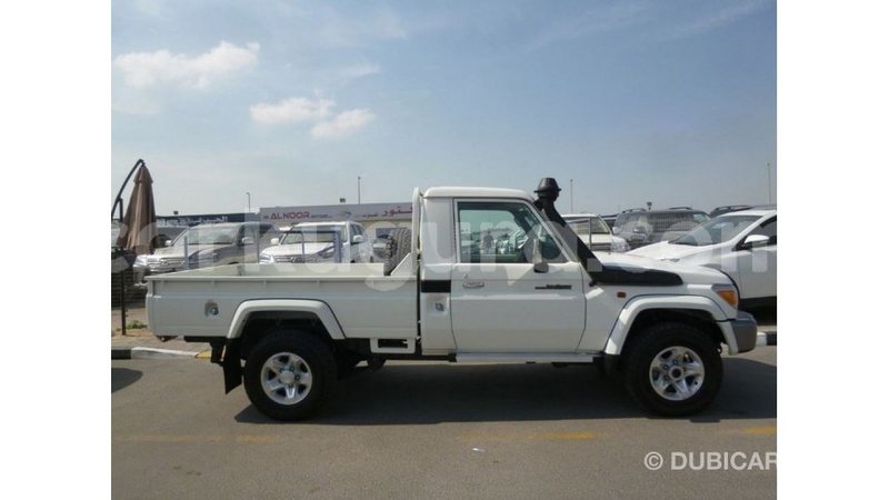 Big with watermark toyota land cruiser bujumbura import dubai 4529