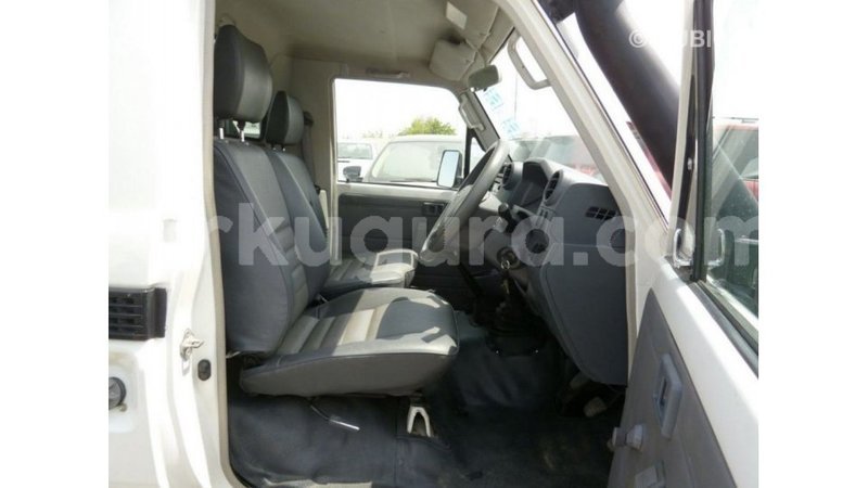 Big with watermark toyota land cruiser bujumbura import dubai 4531