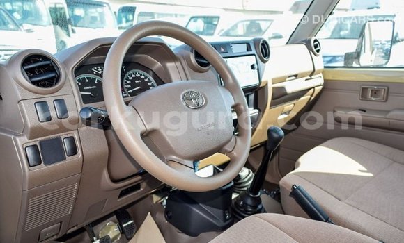 Buy Import Toyota Land Cruiser Beige Car in Import - Dubai in Bujumbura Buy Import Toyota Land Cruiser Beige Car in Import - Dubai in Bujumbura