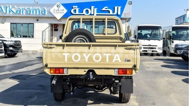 Big with watermark toyota land cruiser bujumbura import dubai 4537
