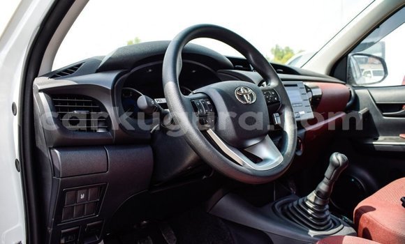 Buy Import Toyota Hilux White Car in Import - Dubai in Bujumbura Buy Import Toyota Hilux White Car in Import - Dubai in Bujumbura