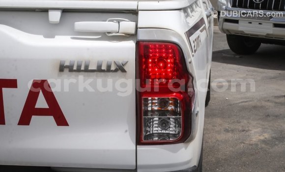Buy Import Toyota Hilux White Car in Import - Dubai in Bujumbura Buy Import Toyota Hilux White Car in Import - Dubai in Bujumbura