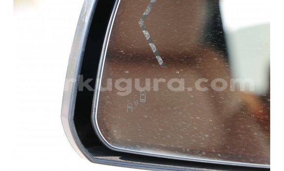 Acheter Import Voiture Toyota Tundra Blanc à Import - Dubai, Bujumbura Acheter Import Voiture Toyota Tundra Blanc à Import - Dubai, Bujumbura