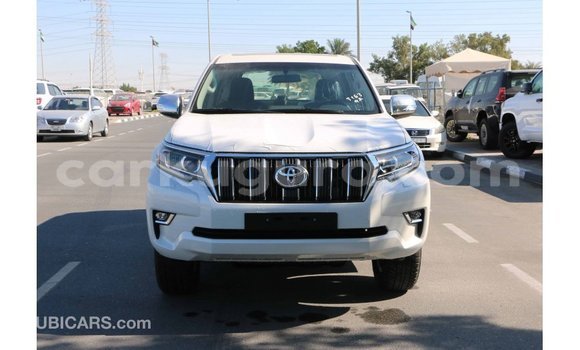 Acheter Import Voiture Toyota Prado Blanc à Import - Dubai, Bujumbura Acheter Import Voiture Toyota Prado Blanc à Import - Dubai, Bujumbura