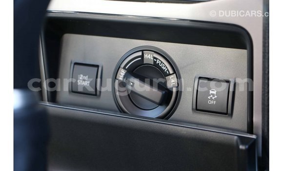 Acheter Import Voiture Toyota Prado Blanc à Import - Dubai, Bujumbura Acheter Import Voiture Toyota Prado Blanc à Import - Dubai, Bujumbura