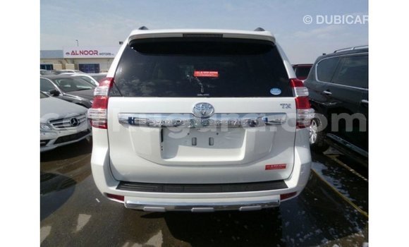 Acheter Import Voiture Toyota Prado Blanc à Import - Dubai, Bujumbura Acheter Import Voiture Toyota Prado Blanc à Import - Dubai, Bujumbura