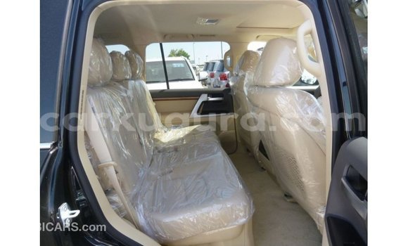 Nunua Imported Toyota Land Cruiser Nyeusi Gari ndani ya Import - Dubai nchini Bujumbura Nunua Imported Toyota Land Cruiser Nyeusi Gari ndani ya Import - Dubai nchini Bujumbura