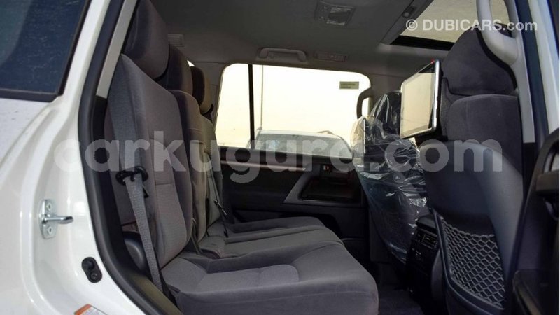 Big with watermark toyota land cruiser bujumbura import dubai 4580