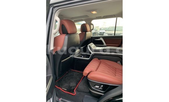 Buy Import Toyota Land Cruiser Black Car in Import - Dubai in Bujumbura Buy Import Toyota Land Cruiser Black Car in Import - Dubai in Bujumbura