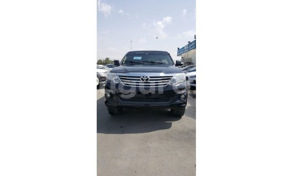 Buy Import Toyota Fortuner Black Car in Import - Dubai in Bujumbura Buy Import Toyota Fortuner Black Car in Import - Dubai in Bujumbura