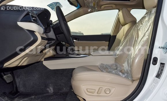 Nunua Imported Toyota Camry Nyeupe Gari ndani ya Import - Dubai nchini Bujumbura Nunua Imported Toyota Camry Nyeupe Gari ndani ya Import - Dubai nchini Bujumbura