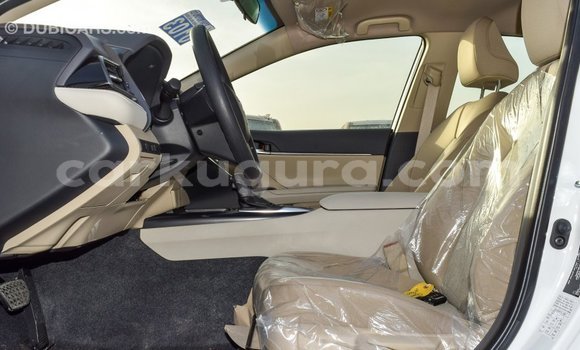 Buy Import Toyota Camry White Car in Import - Dubai in Bujumbura Buy Import Toyota Camry White Car in Import - Dubai in Bujumbura