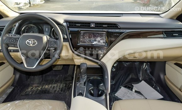 Buy Import Toyota Camry White Car in Import - Dubai in Bujumbura Buy Import Toyota Camry White Car in Import - Dubai in Bujumbura