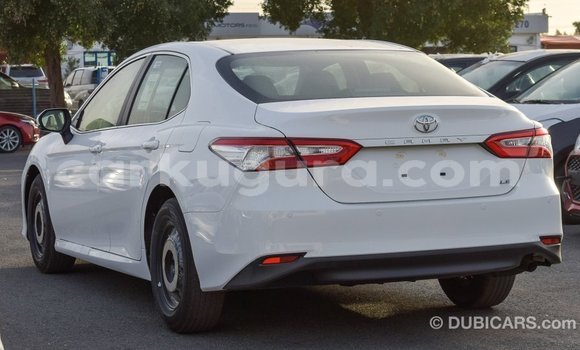 Buy Import Toyota Camry White Car in Import - Dubai in Bujumbura Buy Import Toyota Camry White Car in Import - Dubai in Bujumbura