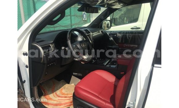 Nunua Imported Lexus GX Nyeupe Gari ndani ya Import - Dubai nchini Bujumbura Nunua Imported Lexus GX Nyeupe Gari ndani ya Import - Dubai nchini Bujumbura