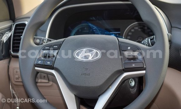 Nunua Imported Hyundai Tucson Nyeupe Gari ndani ya Import - Dubai nchini Bujumbura Nunua Imported Hyundai Tucson Nyeupe Gari ndani ya Import - Dubai nchini Bujumbura