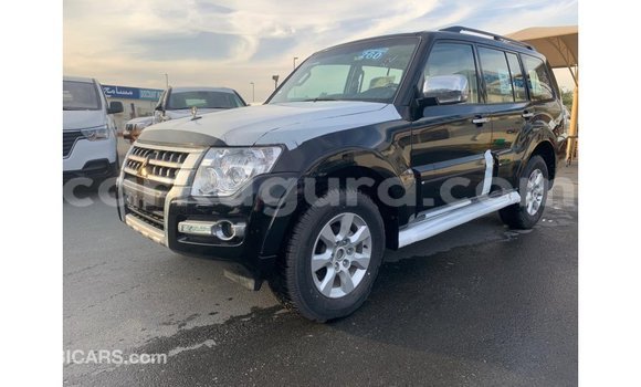 Nunua Imported Mitsubishi Pajero Nyeusi Gari ndani ya Import - Dubai nchini Bujumbura Nunua Imported Mitsubishi Pajero Nyeusi Gari ndani ya Import - Dubai nchini Bujumbura