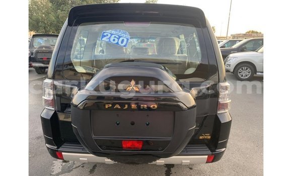 Nunua Imported Mitsubishi Pajero Nyeusi Gari ndani ya Import - Dubai nchini Bujumbura Nunua Imported Mitsubishi Pajero Nyeusi Gari ndani ya Import - Dubai nchini Bujumbura