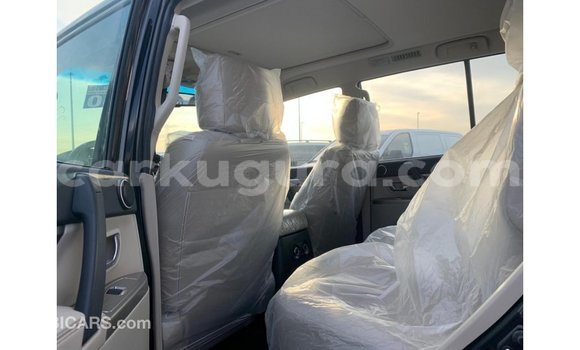 Nunua Imported Mitsubishi Pajero Nyeusi Gari ndani ya Import - Dubai nchini Bujumbura Nunua Imported Mitsubishi Pajero Nyeusi Gari ndani ya Import - Dubai nchini Bujumbura
