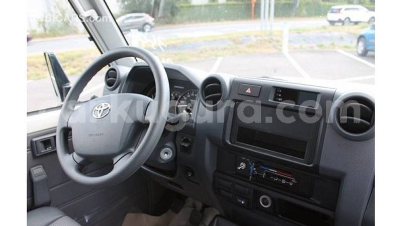 Big with watermark toyota land cruiser bujumbura import dubai 4608