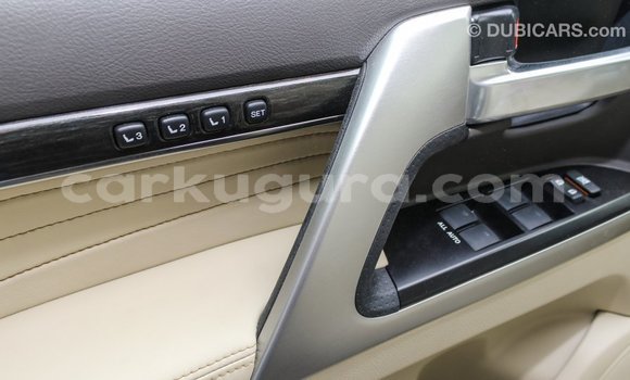 Nunua Imported Toyota Land Cruiser Nyeusi Gari ndani ya Import - Dubai nchini Bujumbura Nunua Imported Toyota Land Cruiser Nyeusi Gari ndani ya Import - Dubai nchini Bujumbura
