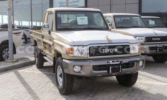 Nunua Imported Toyota Land Cruiser Beige Gari ndani ya Import - Dubai nchini Bujumbura Nunua Imported Toyota Land Cruiser Beige Gari ndani ya Import - Dubai nchini Bujumbura