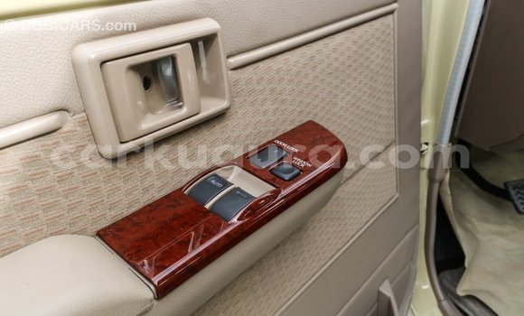 Acheter Import Voiture Toyota Land Cruiser Beige à Import - Dubai, Bujumbura Acheter Import Voiture Toyota Land Cruiser Beige à Import - Dubai, Bujumbura