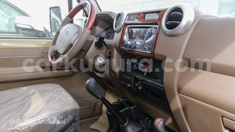 Big with watermark toyota land cruiser bujumbura import dubai 4619