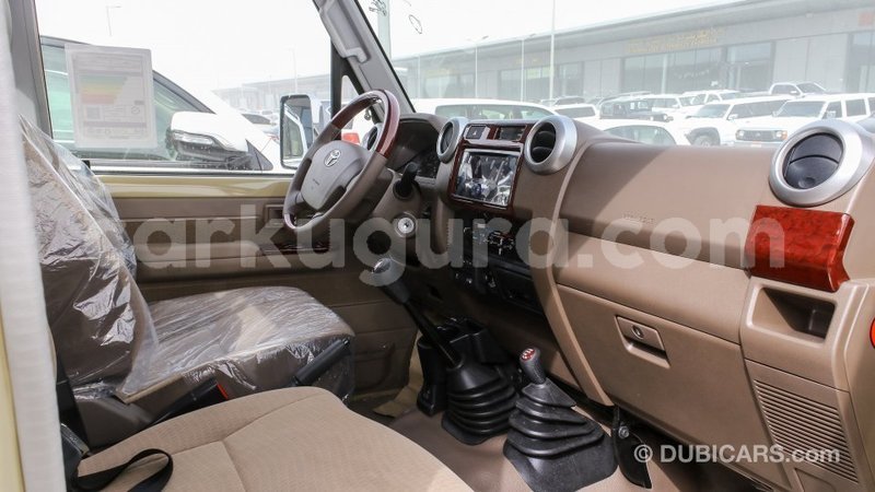 Big with watermark toyota land cruiser bujumbura import dubai 4619