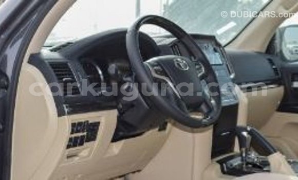 Acheter Import Voiture Toyota Land Cruiser Autre à Import - Dubai, Bujumbura Acheter Import Voiture Toyota Land Cruiser Autre à Import - Dubai, Bujumbura