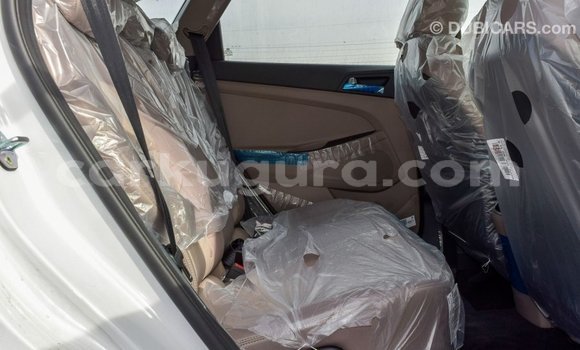 Buy Import Hyundai Tucson White Car in Import - Dubai in Bujumbura Buy Import Hyundai Tucson White Car in Import - Dubai in Bujumbura
