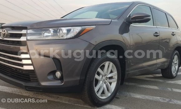 Acheter Import Voiture Toyota Highlander Autre à Import - Dubai, Bujumbura Acheter Import Voiture Toyota Highlander Autre à Import - Dubai, Bujumbura