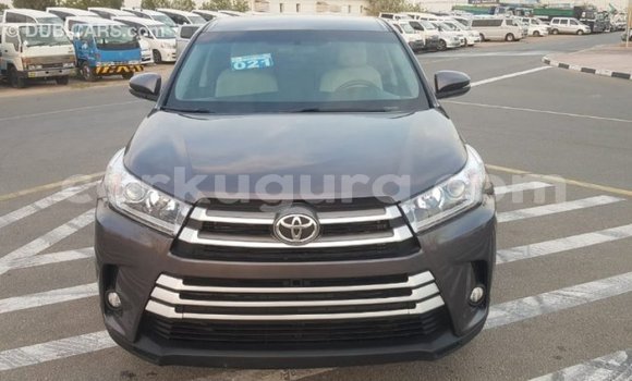 Acheter Import Voiture Toyota Highlander Autre à Import - Dubai, Bujumbura Acheter Import Voiture Toyota Highlander Autre à Import - Dubai, Bujumbura