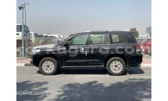 Acheter Import Voiture Toyota Land Cruiser Noir à Import - Dubai, Bujumbura Acheter Import Voiture Toyota Land Cruiser Noir à Import - Dubai, Bujumbura