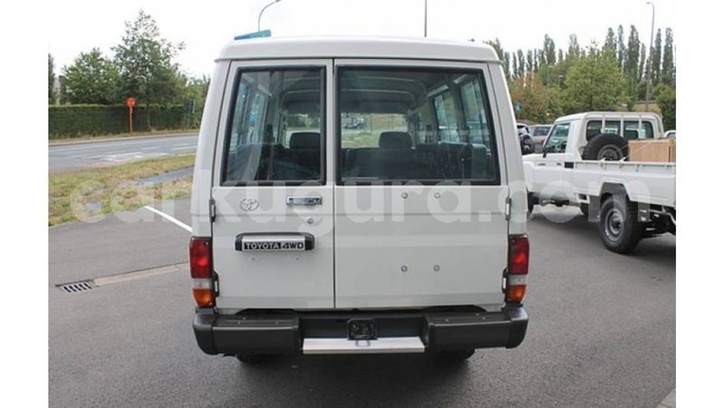 Big with watermark toyota land cruiser bujumbura import dubai 4632