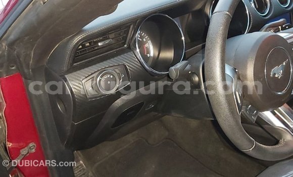 Acheter Import Voiture Ford Mustang Rouge à Import - Dubai, Bujumbura Acheter Import Voiture Ford Mustang Rouge à Import - Dubai, Bujumbura