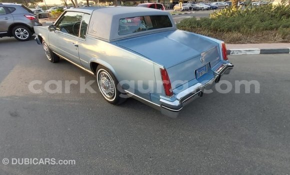 Acheter Import Voiture Cadillac Eldorado Bleu à Import - Dubai, Bujumbura Acheter Import Voiture Cadillac Eldorado Bleu à Import - Dubai, Bujumbura