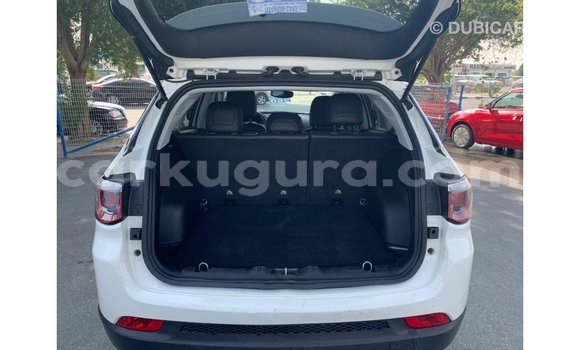 Nunua Imported Jeep Compass Nyeupe Gari ndani ya Import - Dubai nchini Bujumbura Nunua Imported Jeep Compass Nyeupe Gari ndani ya Import - Dubai nchini Bujumbura