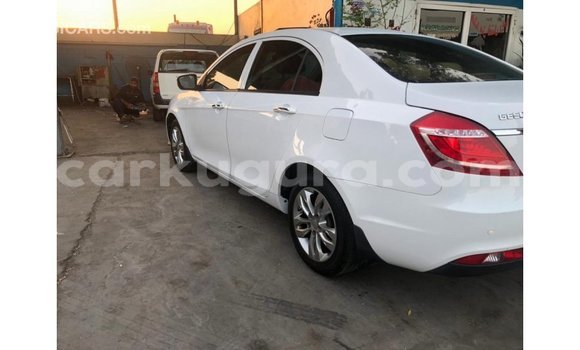 Acheter Import Voiture Geely Emgrand 7 Blanc à Import - Dubai, Bujumbura Acheter Import Voiture Geely Emgrand 7 Blanc à Import - Dubai, Bujumbura