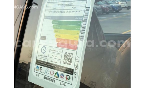 Nunua Imported Toyota Fortuner Nyeusi Gari ndani ya Import - Dubai nchini Bujumbura Nunua Imported Toyota Fortuner Nyeusi Gari ndani ya Import - Dubai nchini Bujumbura