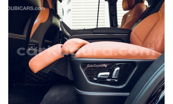 Acheter Import Voiture Lexus LX Noir à Import - Dubai, Bujumbura Acheter Import Voiture Lexus LX Noir à Import - Dubai, Bujumbura