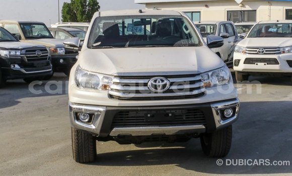 Buy Import Toyota Hilux White Car in Import - Dubai in Bujumbura Buy Import Toyota Hilux White Car in Import - Dubai in Bujumbura