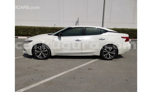 Nunua Imported Nissan Maxima Nyeupe Gari ndani ya Import - Dubai nchini Bujumbura Nunua Imported Nissan Maxima Nyeupe Gari ndani ya Import - Dubai nchini Bujumbura